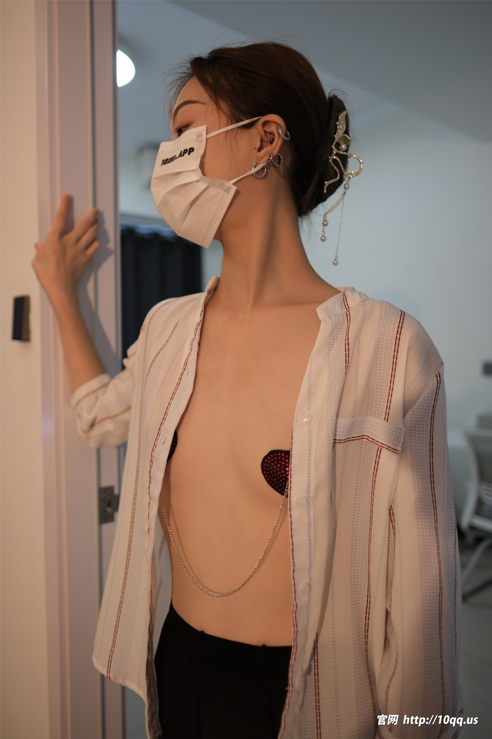 ROSI写真 口罩系列 2025.01.04 NO.3128